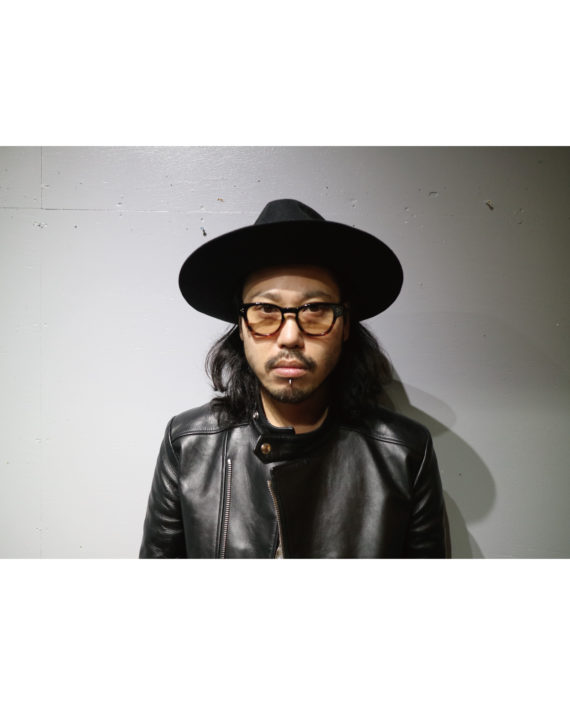 lookin.c2.lbrn.6.web