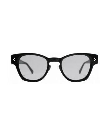 BERRY / Black / Light Gray Lens